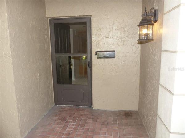 KENSINGTON PARK CONDO