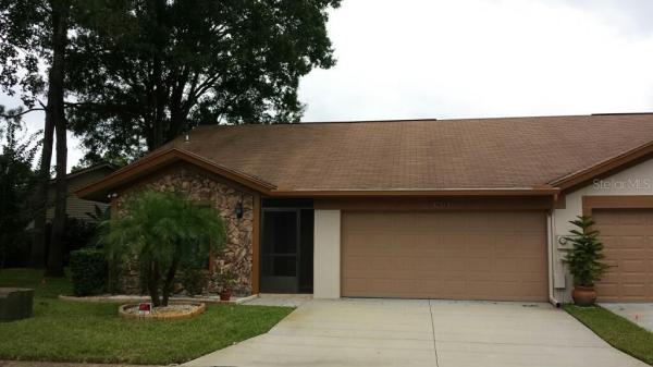 CARROLLWOOD SPGS CLUSTER HOMES