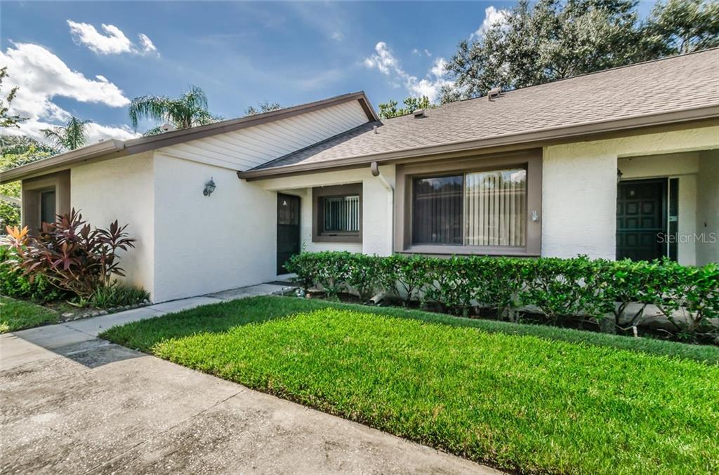 VILLAGE ON THE GREEN - фото