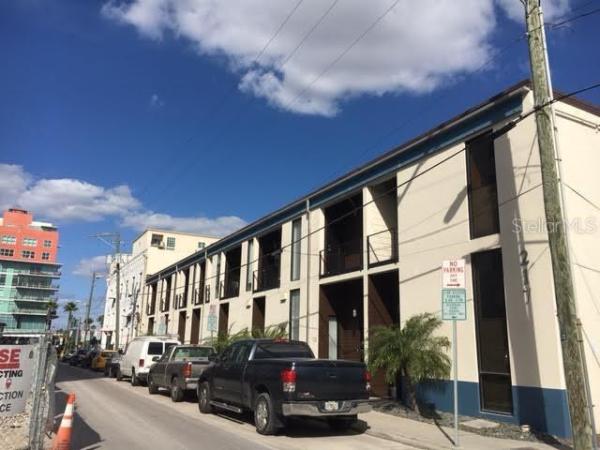 CHANNELSIDE LOFTS