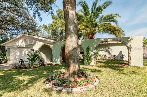 HARBOR WOODS VILLAGE