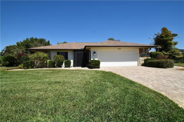 HERITAGE LAKE ESTATES