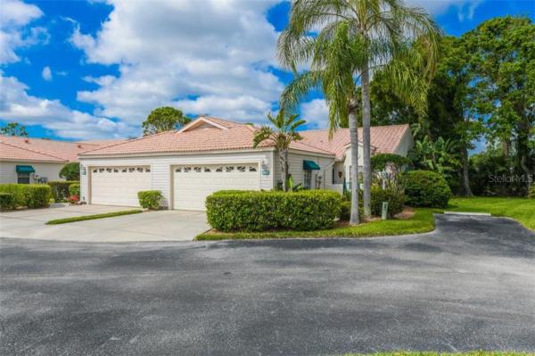 THE PRESERVES AT PALM-AIRE