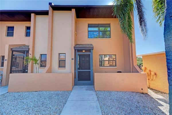 AQUA GARDENS TWNHS BLDG C