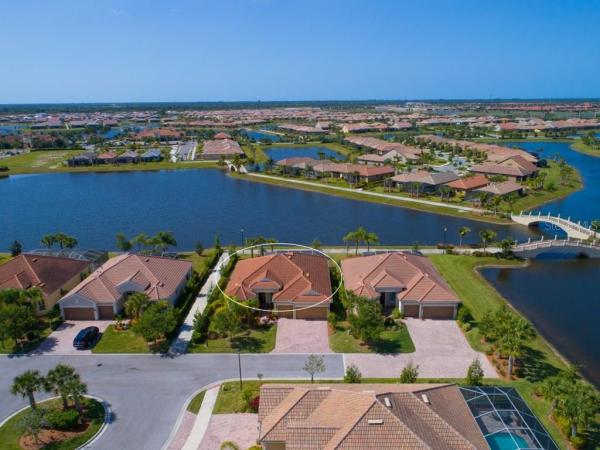 ISLANDWALK AT THE WEST VILLAGE