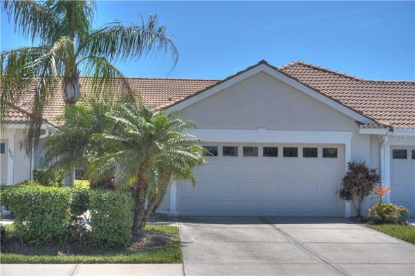 PELICAN POINTE GOLF & COUNTRY CLUB