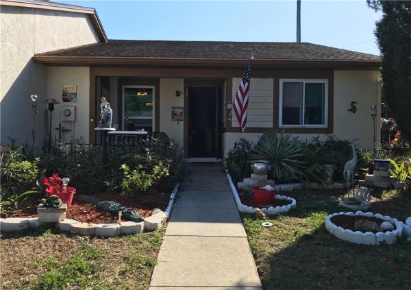 VILLAS OF BEACON GROVES