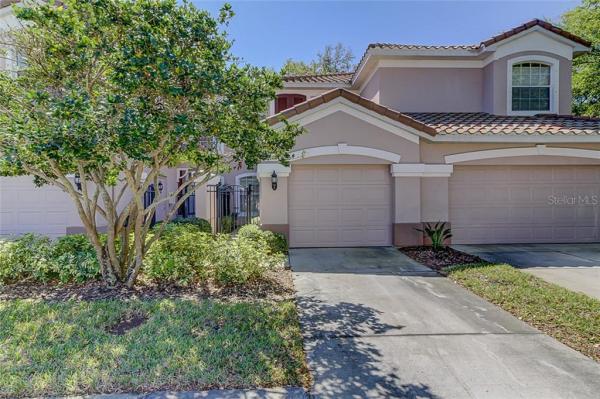 COACHMAN RESERVE CONDO