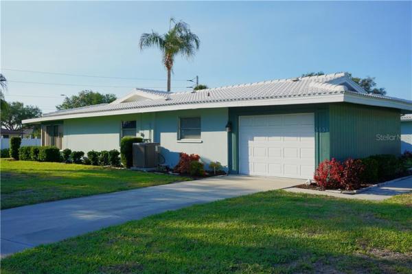 VILLAGE GREEN OF FOREST LAKES