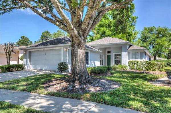 THE COUNTRY CLUB OF MOUNT DORA PH 02-5