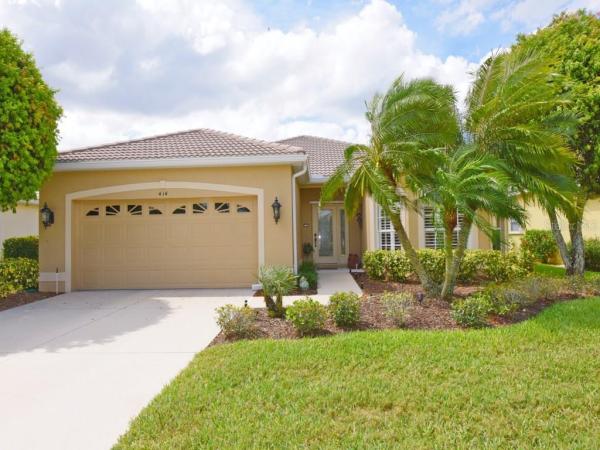 PELICAN POINTE GOLF & COUNTRY CLUB