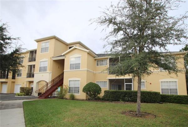 OXFORD PLACE AT TAMPA PALMS A CONDO