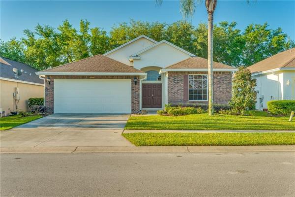 COUNTRY CLUB MOUNT DORA PH 02