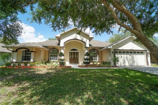 EAST LAKE RESERVE AT NARCOOSSEE