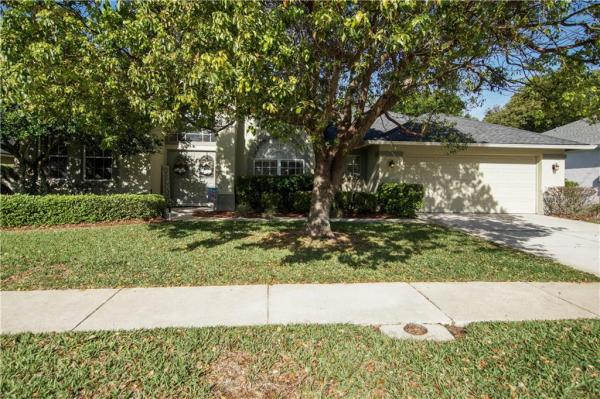 RIVER HILLS COUNTRY CLUB