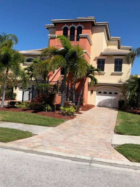 REDINGTON SHORES YACHT & TENNIS CLUB