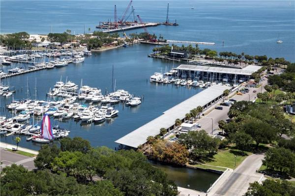 SIGNATURE PLACE CONDO