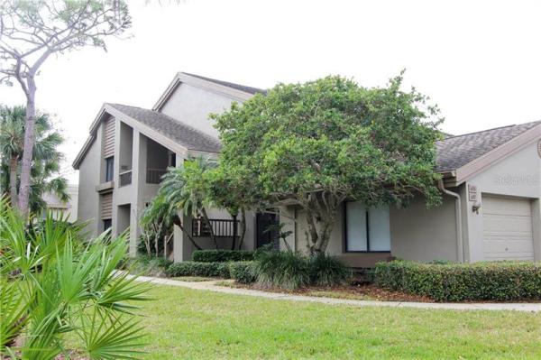 LANDMARK OAKS CONDO