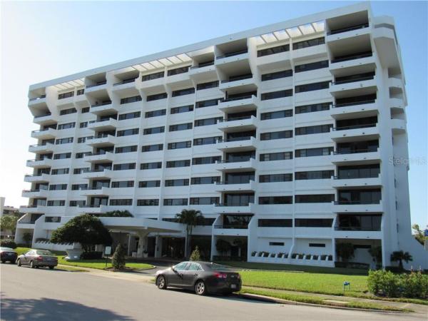 HARBOR OAKS PLACE CONDO