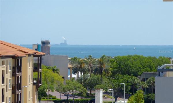 BEACON ON 3RD ST THE