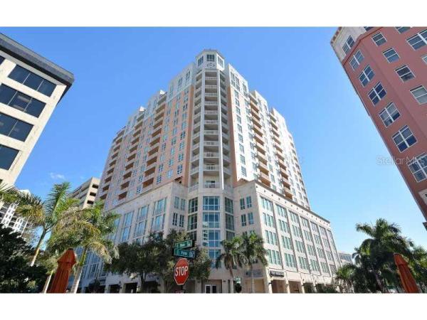 1350 MAIN RESIDENTIAL