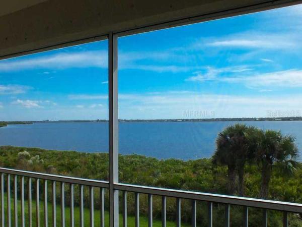 TARPON HARBOR AT MYAKKA POINTE