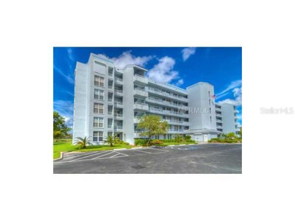 LINKS AT PINEBROOK CONDO PH III