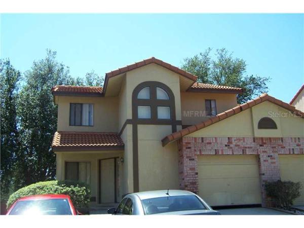 VILLAGE AT FOXWOOD A CONDO