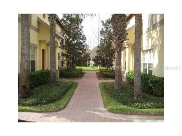 COQUINA KEY TOWNHOMES