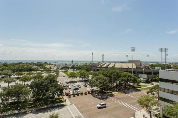 SIGNATURE PLACE CONDO