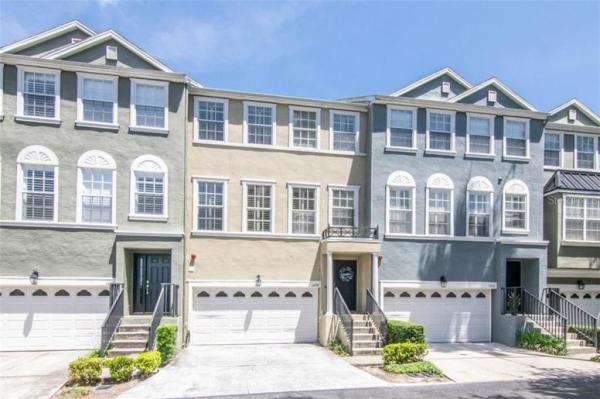 HARBOURSIDE AT HARBOUR ISLAND PH 01