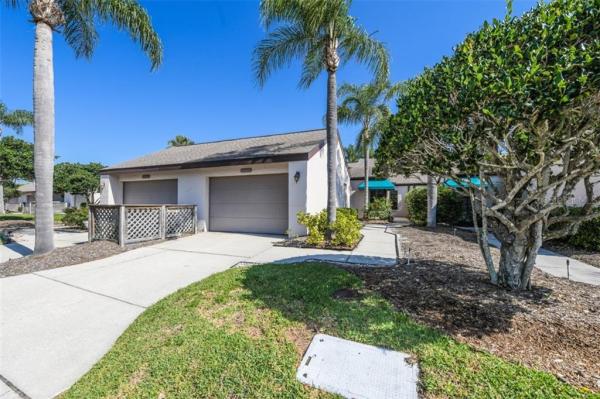 CLUBSIDE AT PALM-AIRE I & II