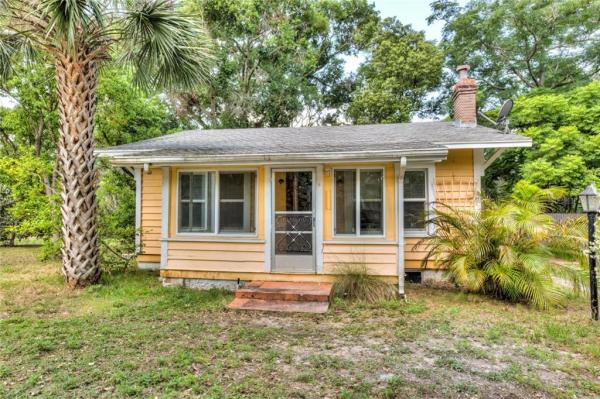 EUSTIS LAWRENCE VILLA