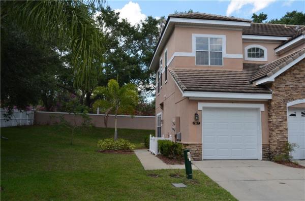 PHILLIPS BAY CONDO PH 02 OR 5723/2465