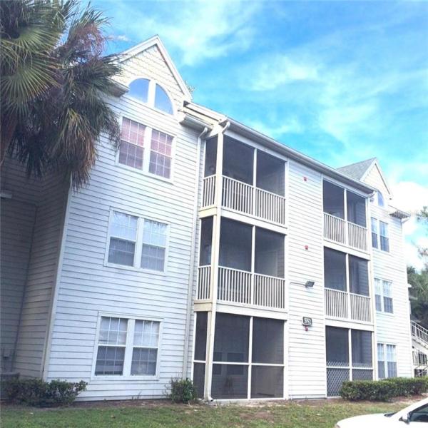 CENTRAL PARK METROWEST CONDO