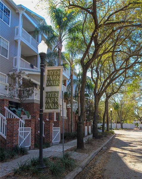 HYDE PARK WALK A CONDO