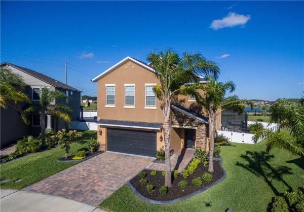 VILLAGES/TRINITY LAKES