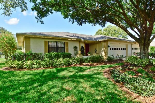 LANCASTER 02 CONDO PH 02