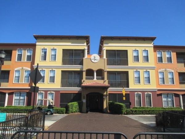 EMERALD GREEN VILLAS A CONDO