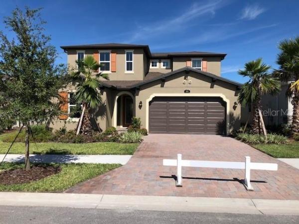 THE PROMENADE AT LAKE PARK