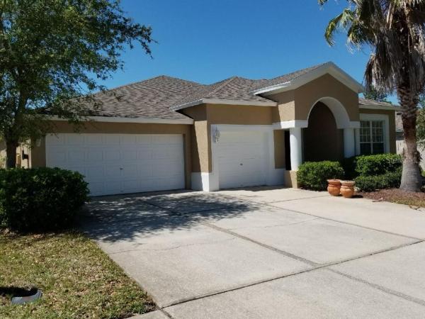 LEXINGTON OAKS VILLAGE 27