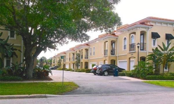 GANDY SHERWOOD TWNHMS