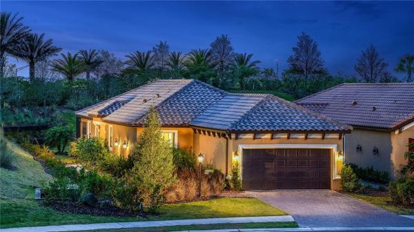 BELLACINA BY CASEY KEY