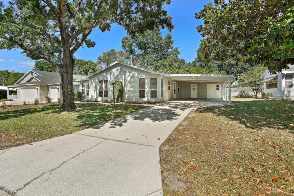 LADY LAKE ORANGE BLOSSOM GARDENS UNIT 12