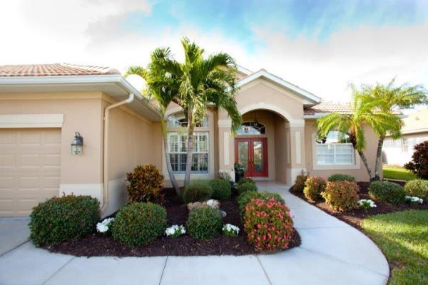 THE LAKES OF JACARANDA