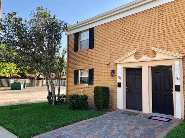 STRATFORD A WINTER PARK CONDO