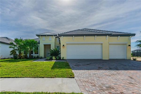 OASIS AT WEST VILLAGES