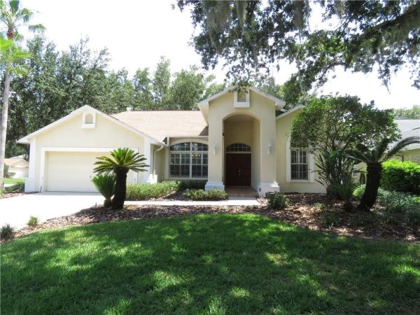 RIVER HILLS COUNTRY CLUB PH 01