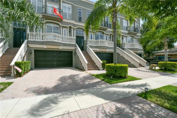 DELEON STREET TWNHMS