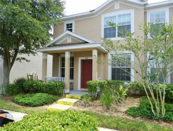 LAKEWOOD RIDGE TOWNHOMES